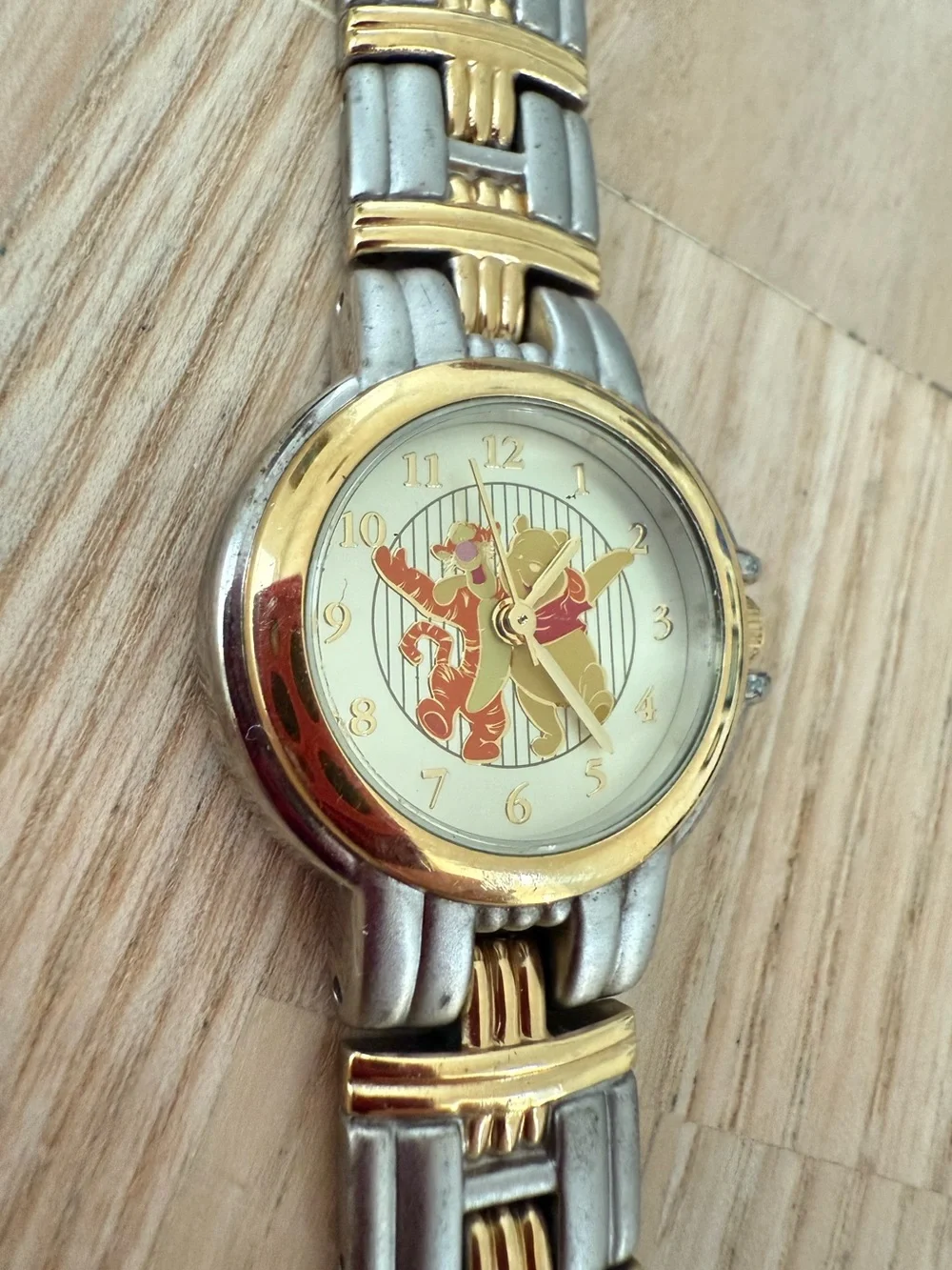 SII Seiko Disney Winnie the Pooh two tone watch NEW BATTERY